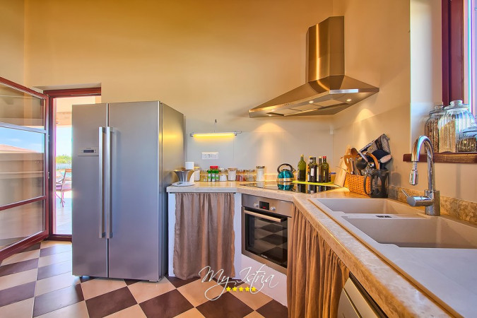 Kitchen, Villa Dorotea - country house with pool in south-central Istria Jur&scaron;ići