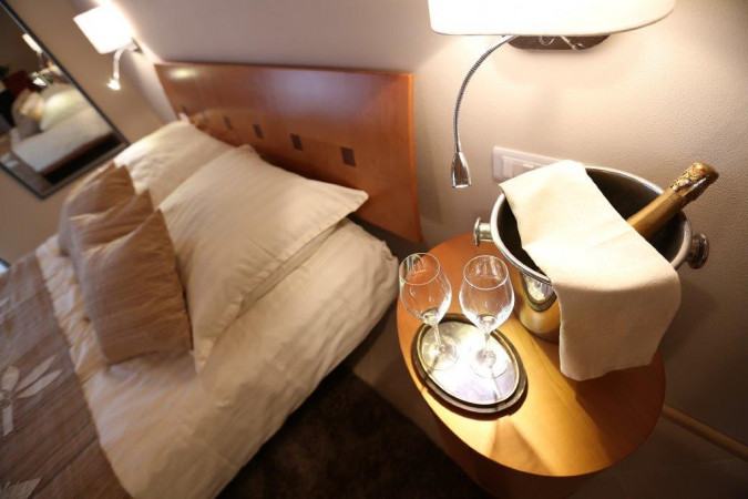 Bedroom Teran, Villa Dorotea - country house with pool in south-central Istria Jur&scaron;ići